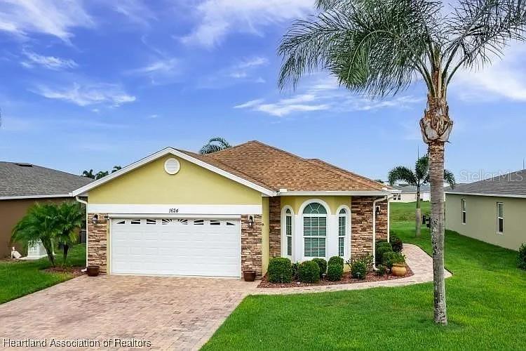 1624 MARBLE STREET