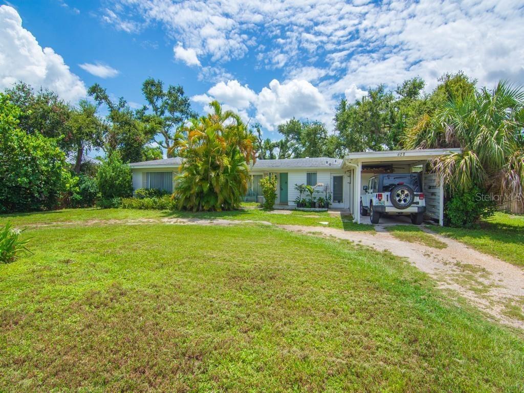 628 BANYAN ROAD