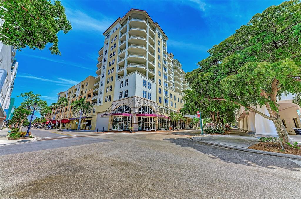 100 CENTRAL AVENUE UNIT H716