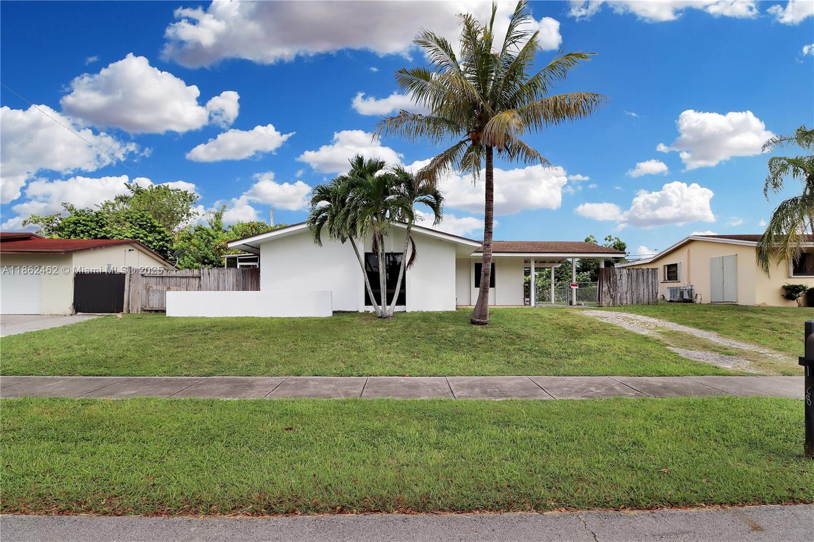 15840 SW 105th Ct, Miami FL 33157