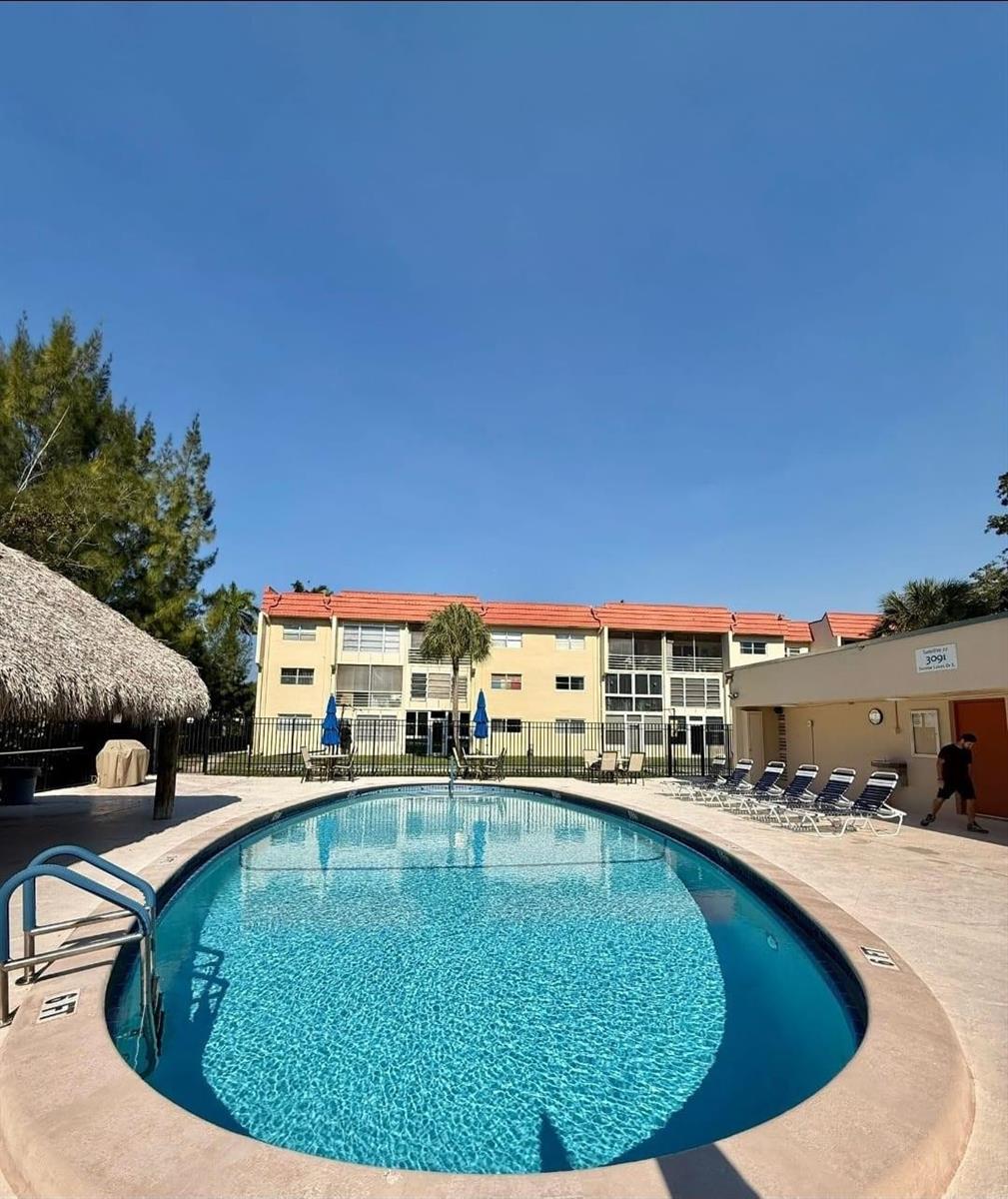 3091 E Sunrise Lakes Drive # 101, Sunrise FL 33322