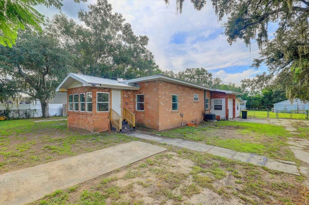 2557 K VILLE AVENUE