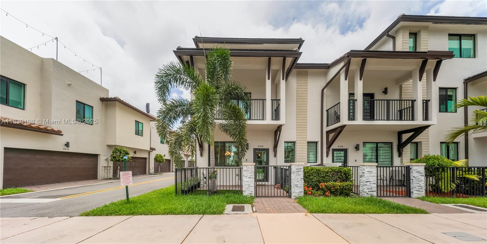 8368 Central Park Blvd, Doral FL 33166