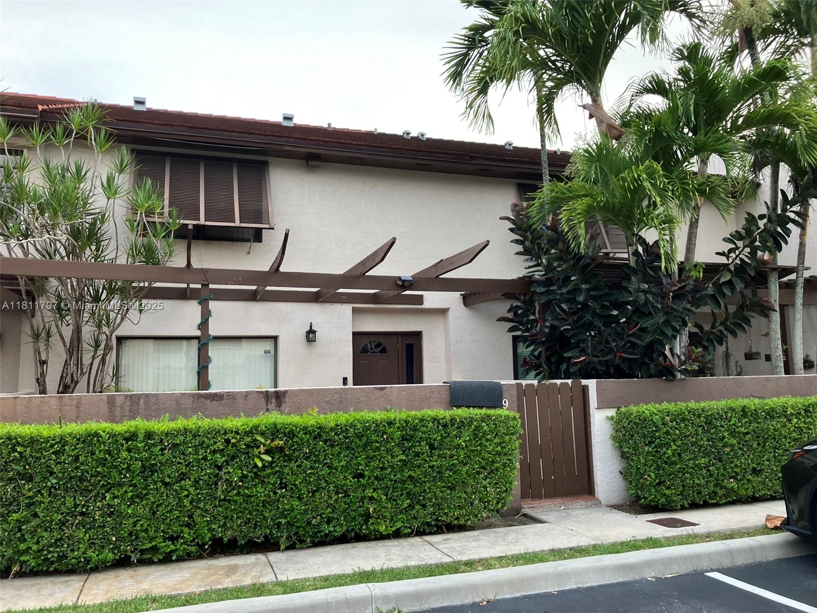 9059 SW 133rd Ct, Miami FL 33186