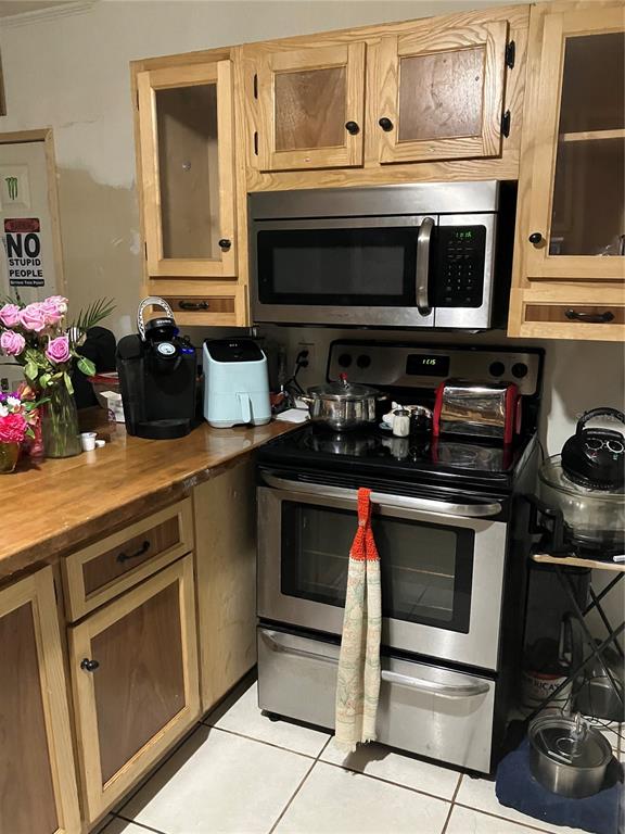 3012 16TH AVENUE W, BRADENTON, FL — photo 2 of 11