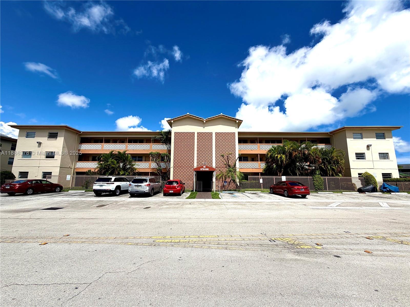 1885 NE 121st St # 3, North Miami FL 33181