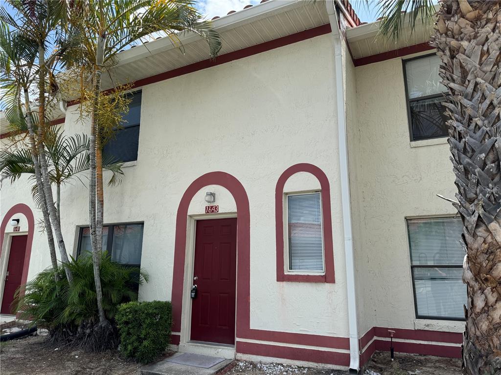 1643 SANDY POINT SQUARE UNIT 72