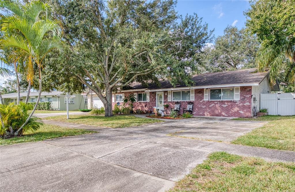15480 BRISTOL CIRCLE W