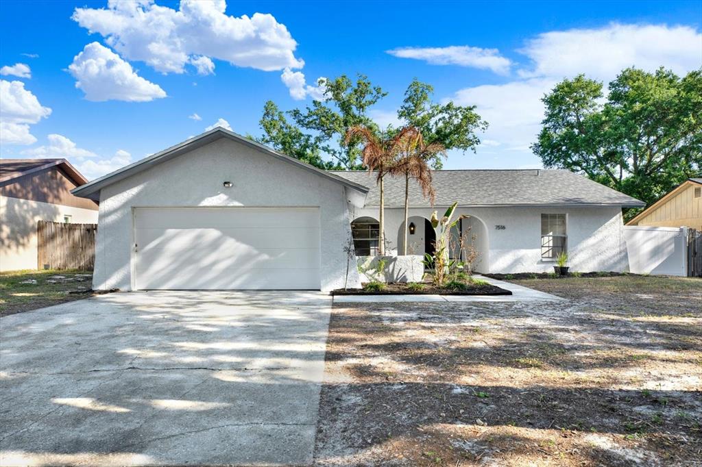 7516 S SANIBEL CIRCLE