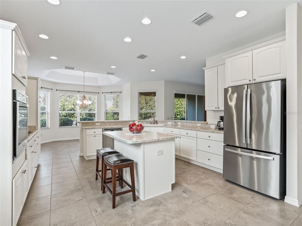 3229 KILLINGTON LOOP, THE VILLAGES, FL — photo 5 of 30
