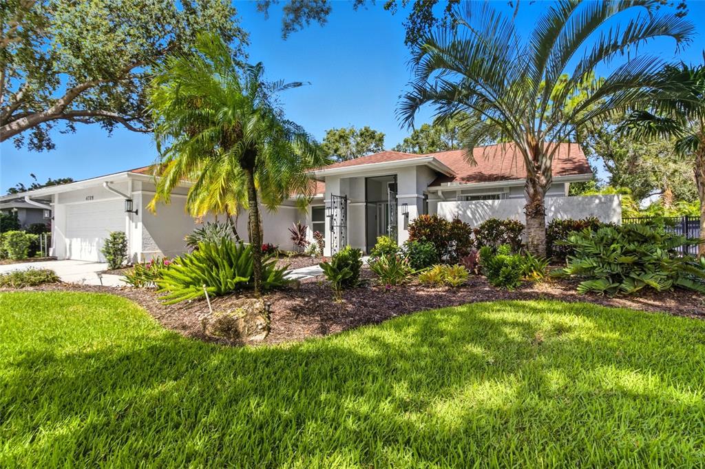 4709 MEADOWVIEW CIRCLE