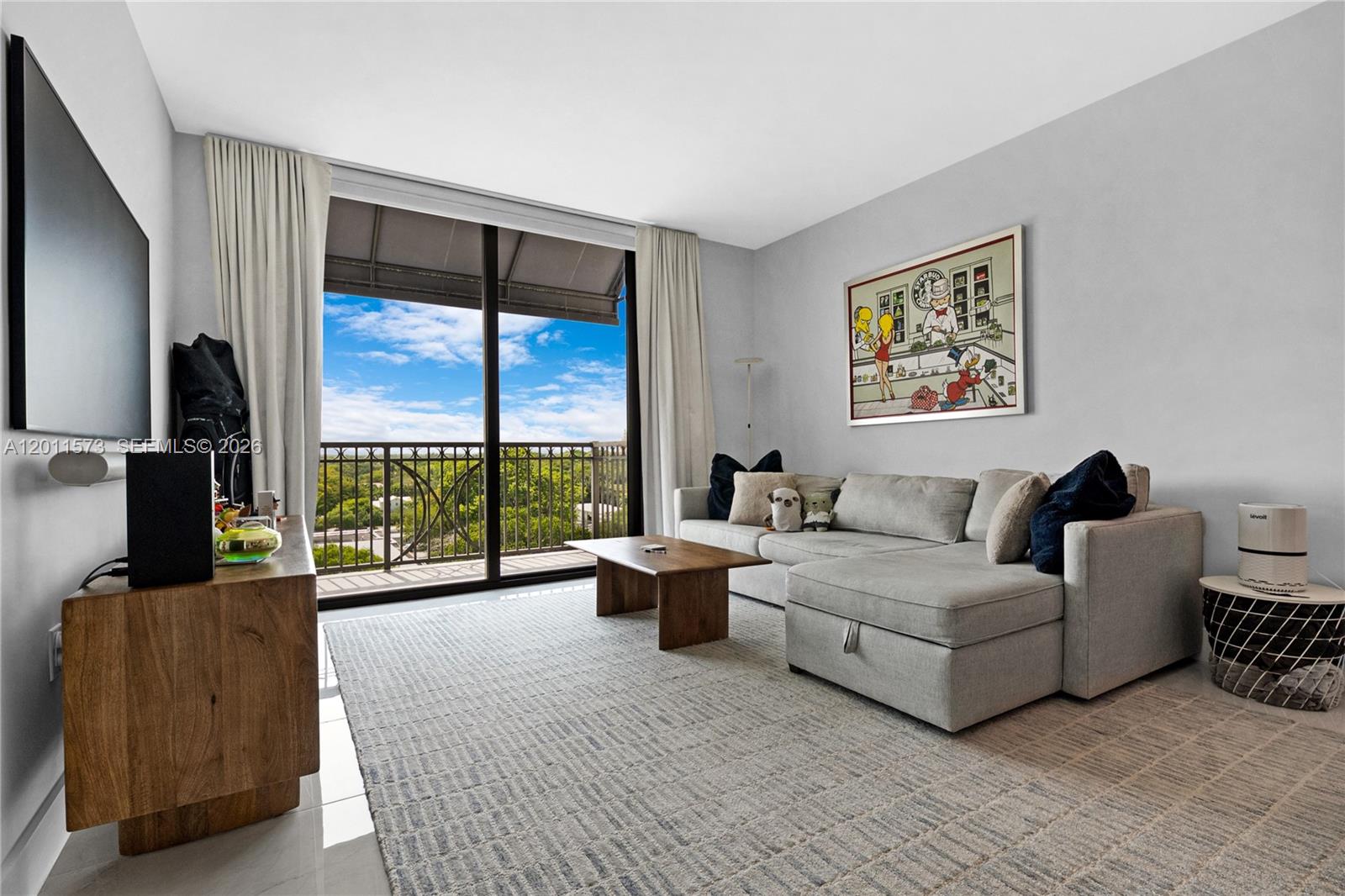 301 Altara Ave # 823, Coral Gables FL 33146