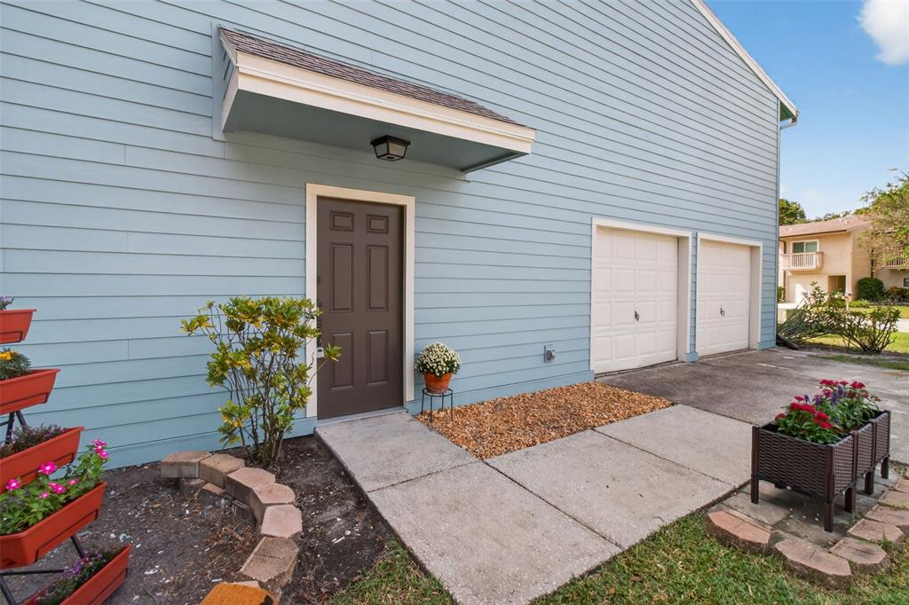 6304 92ND PLACE N UNIT 2806