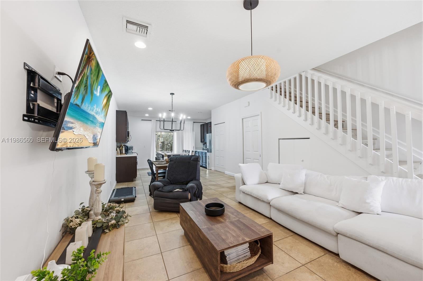 5918 Woodlands Blvd, Tamarac FL 33319