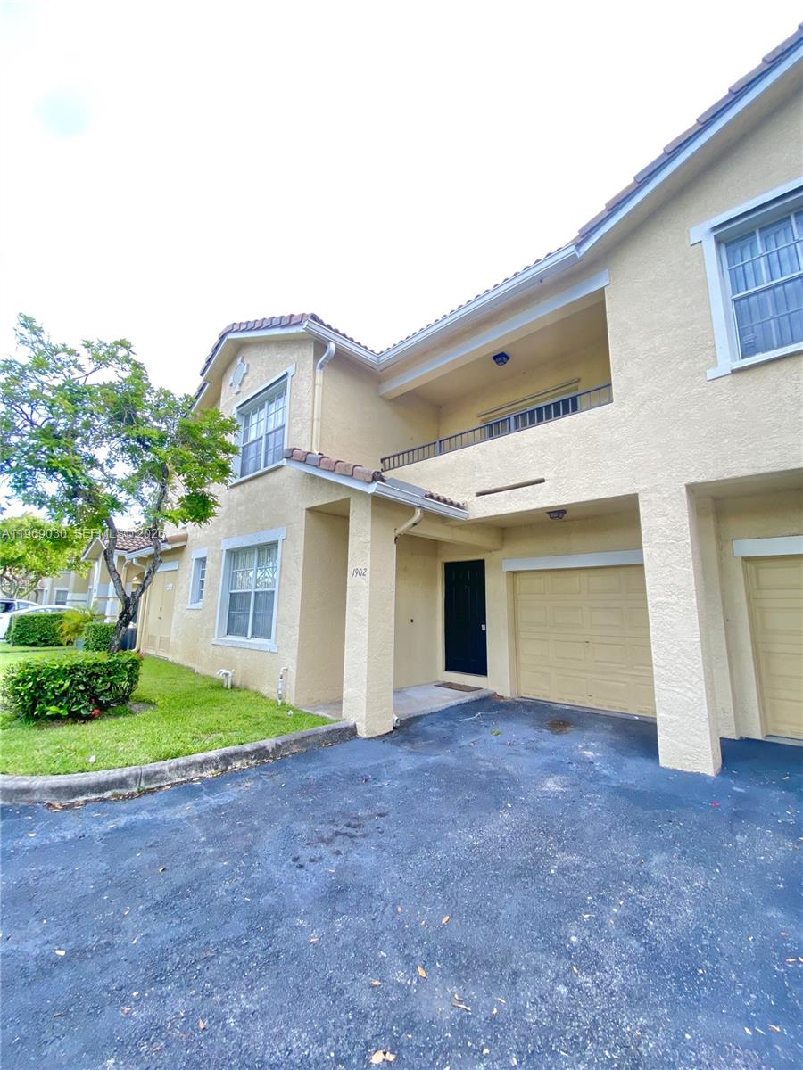 1902 Belmont Ln # 1902, North Lauderdale FL 33068