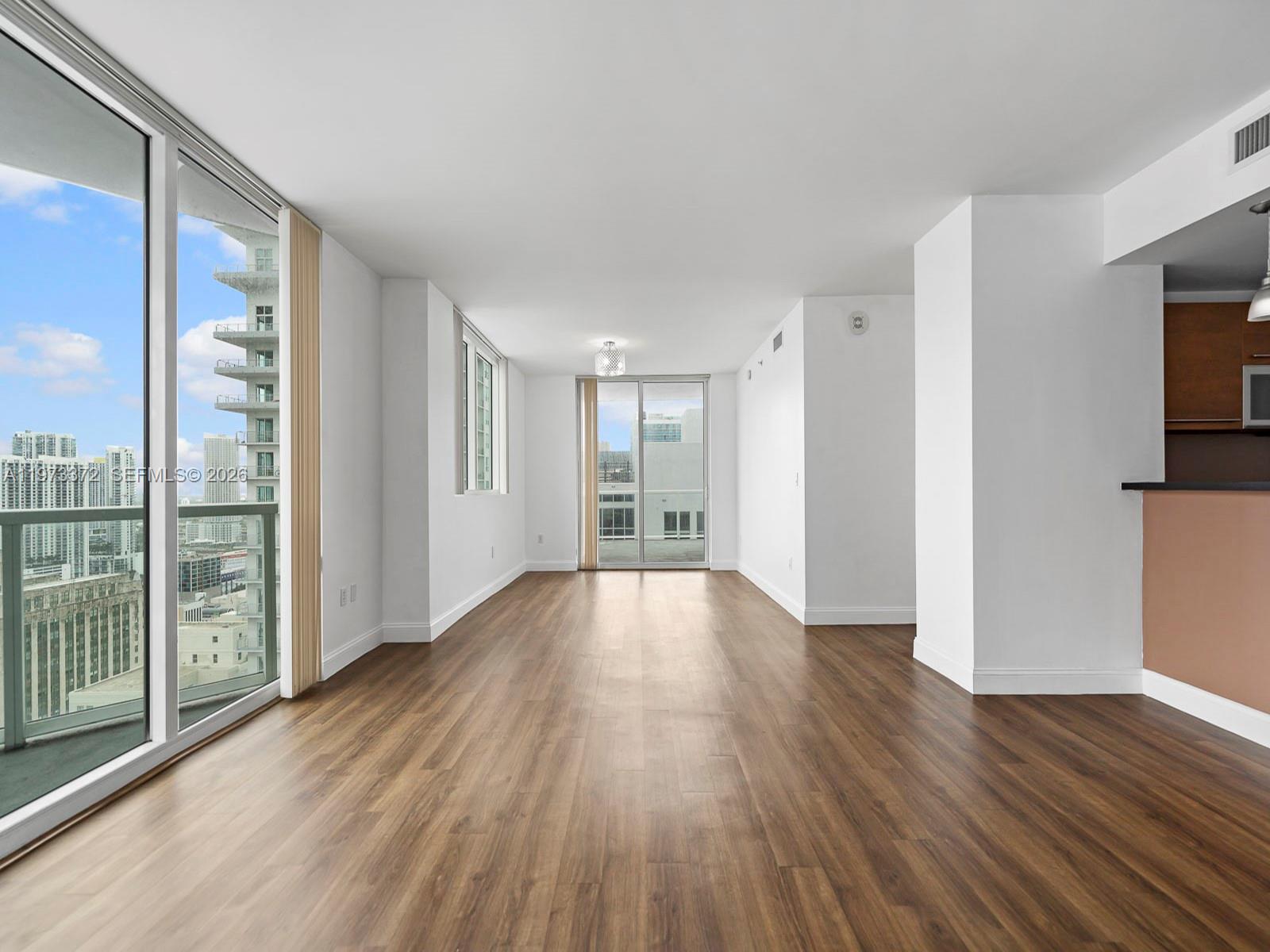 253 NE 2nd St # 3108, Miami FL 33132