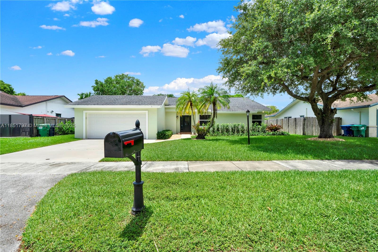 10514 SW 127th Ct, Miami FL 33186