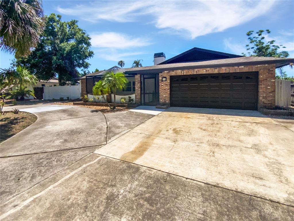 2956 LAUREL COURT