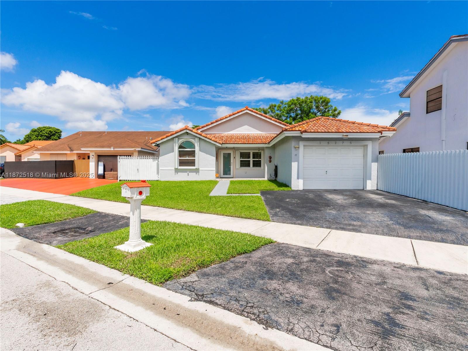 15275 SW 56th Ter, Miami FL 33193