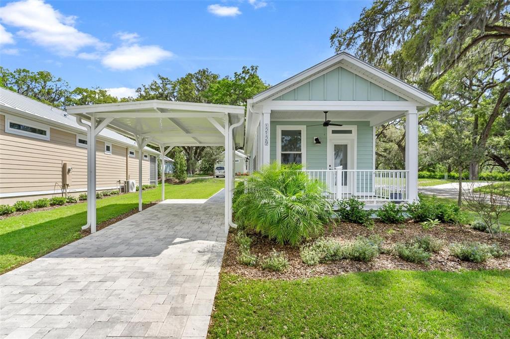 12129 GRAND OAK LANE