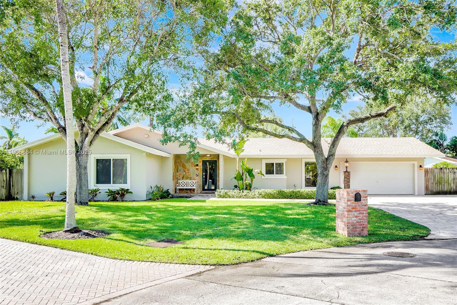 11350 SW 127th St, Miami FL 33176