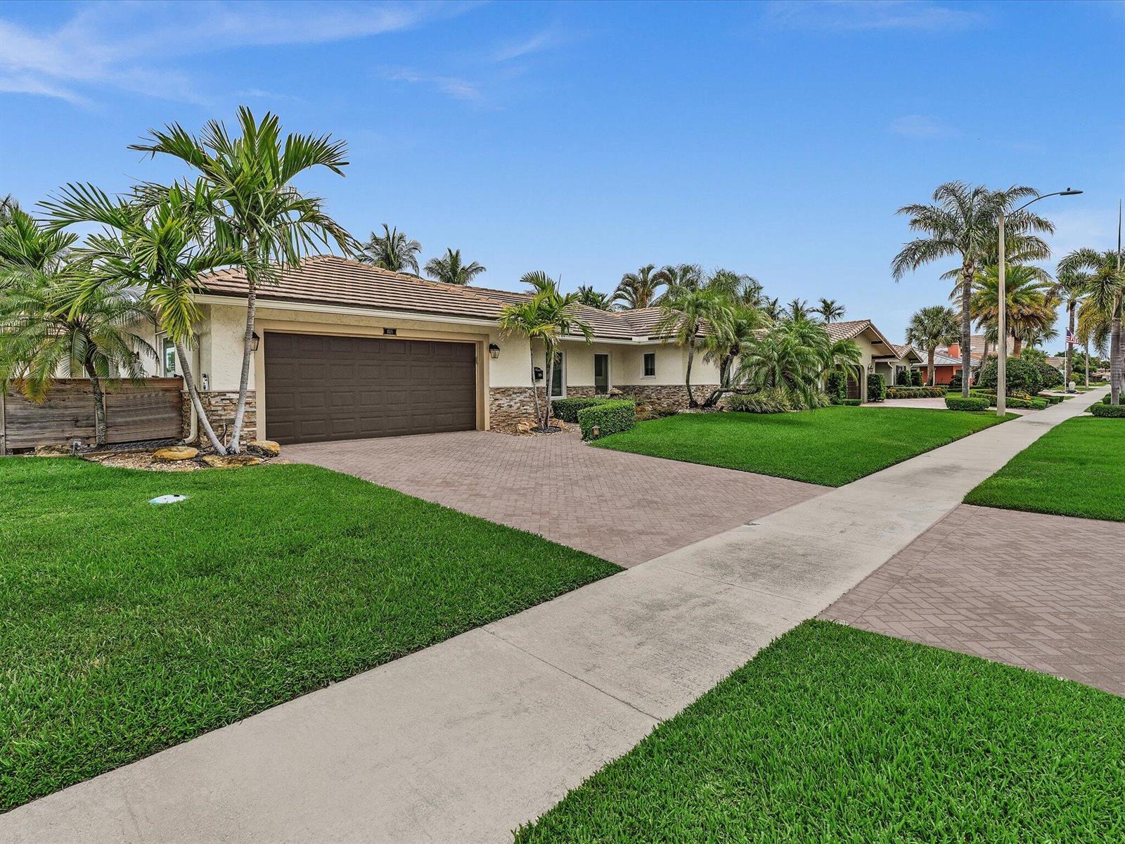 1525 SE 12th Street, Deerfield Beach FL 33441