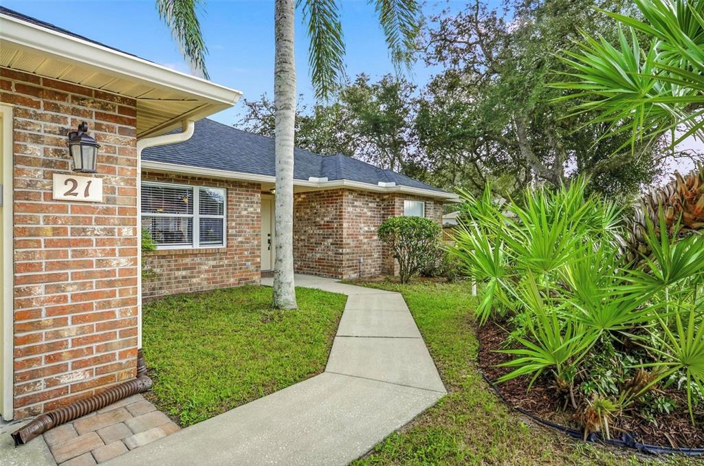 21 FERNDALE LANE