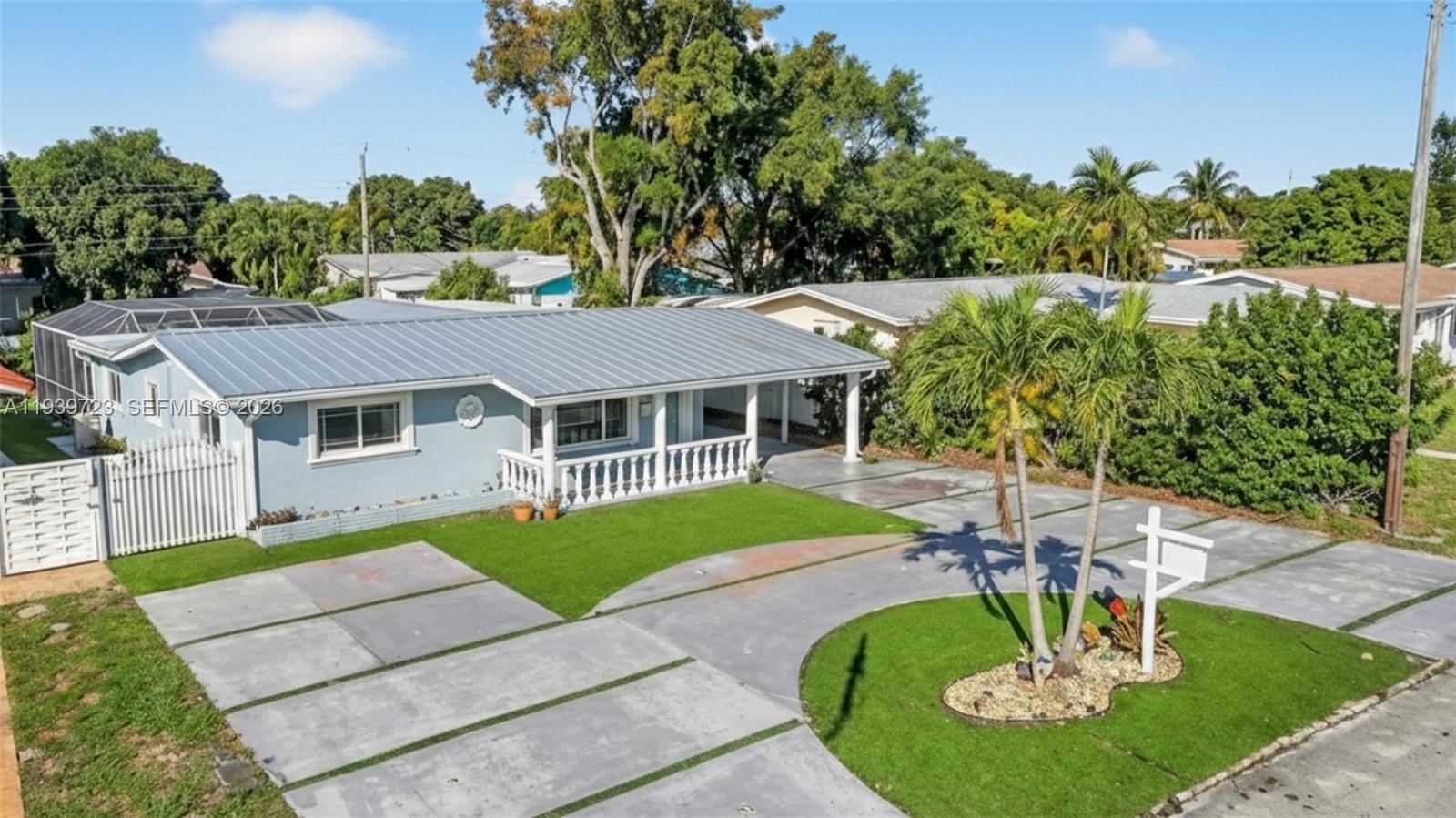 2410 Gulfstream Dr, Miramar FL 33023