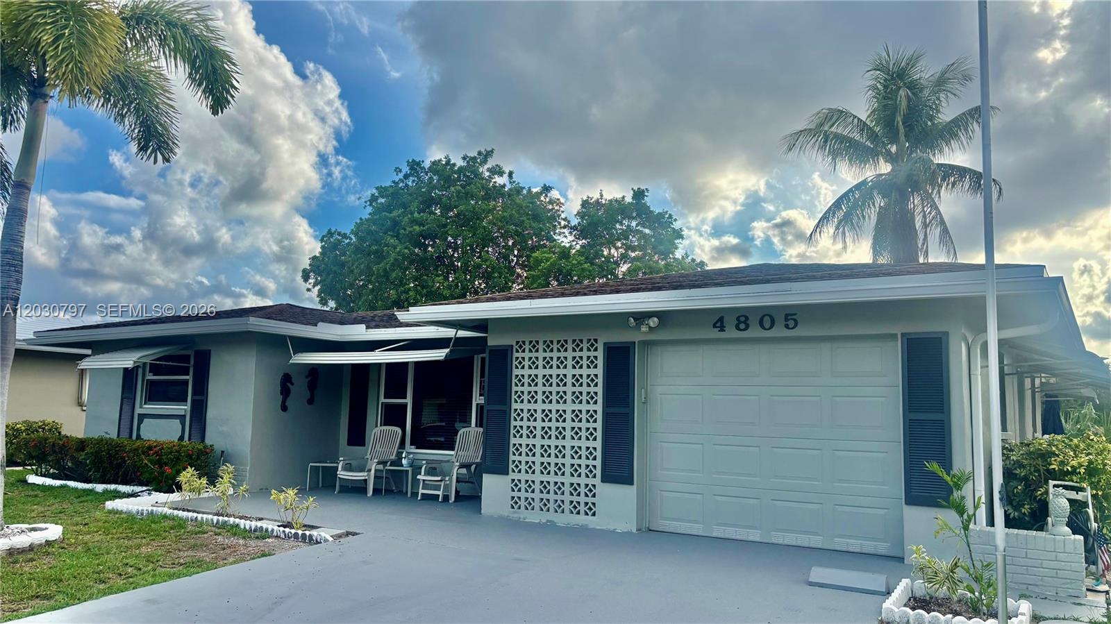 4805 NW 49th Rd, Tamarac FL 33319