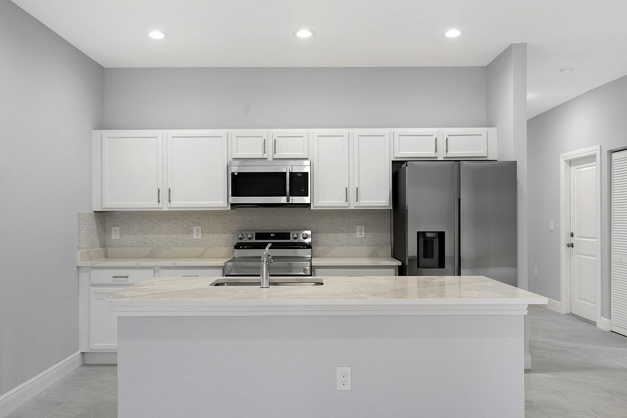 6215 4th Lane, Vero Beach FL 32968