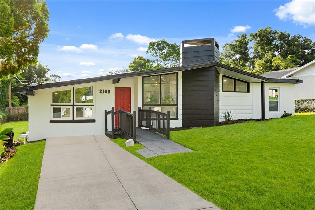 2109 WINNETKA COURT