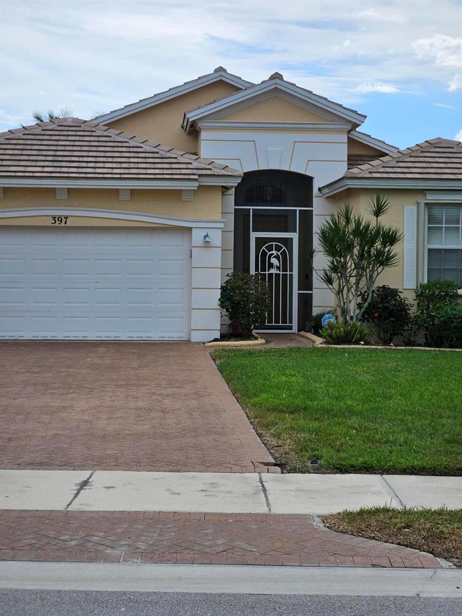 397 SW Lakeforest Way N, Port St. Lucie FL 34986