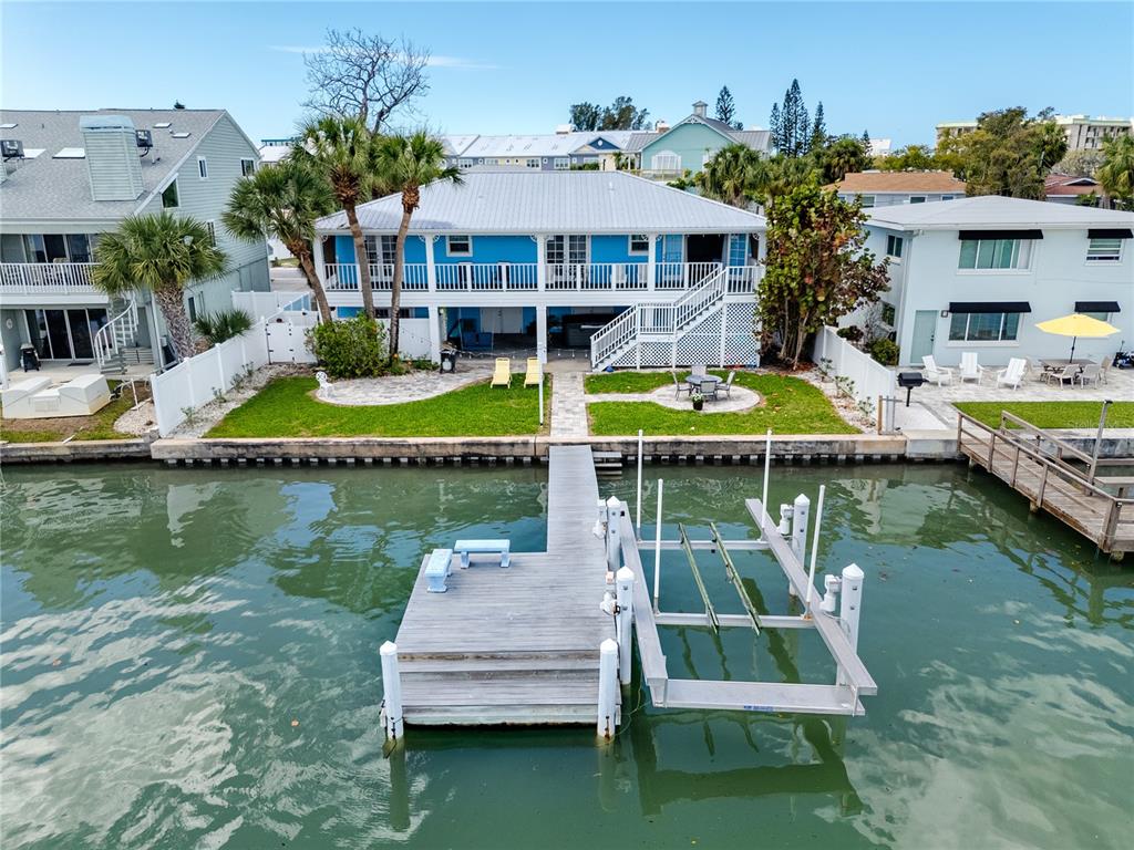 2601 BAY BOULEVARD, INDIAN ROCKS BEACH, FL — photo 2 of 30