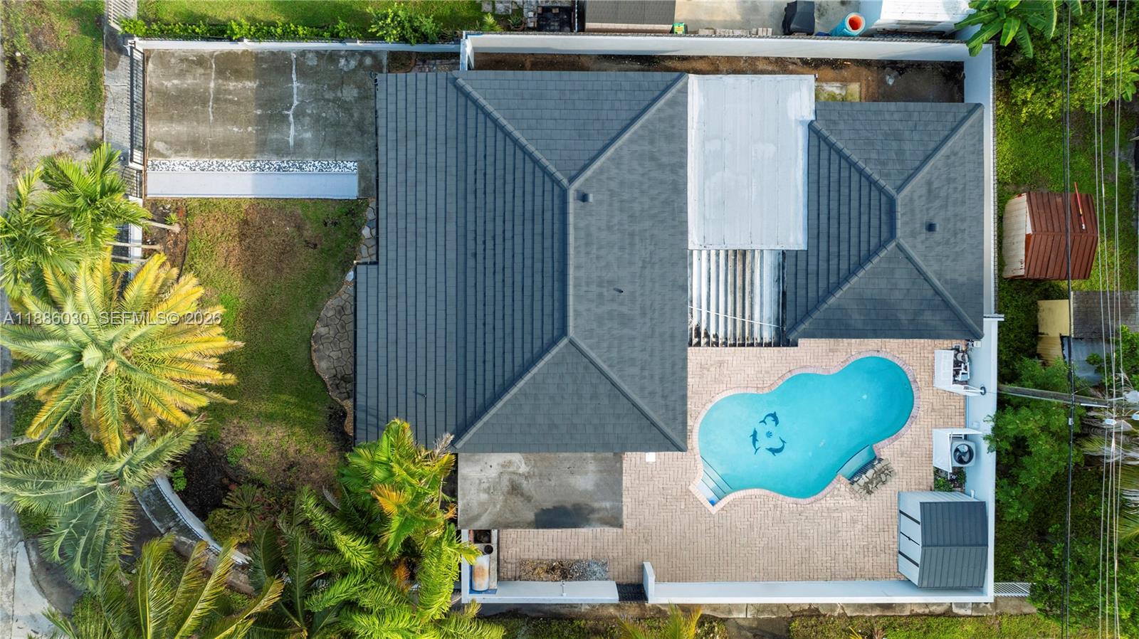 705 E 9th Ln, Hialeah FL 33010