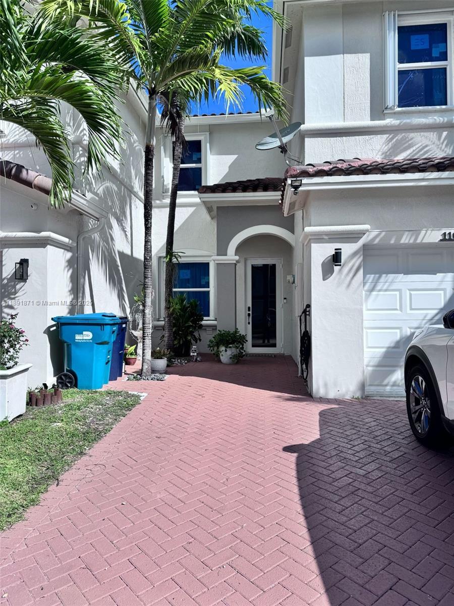 11041 SW 246th St, Homestead FL 33032