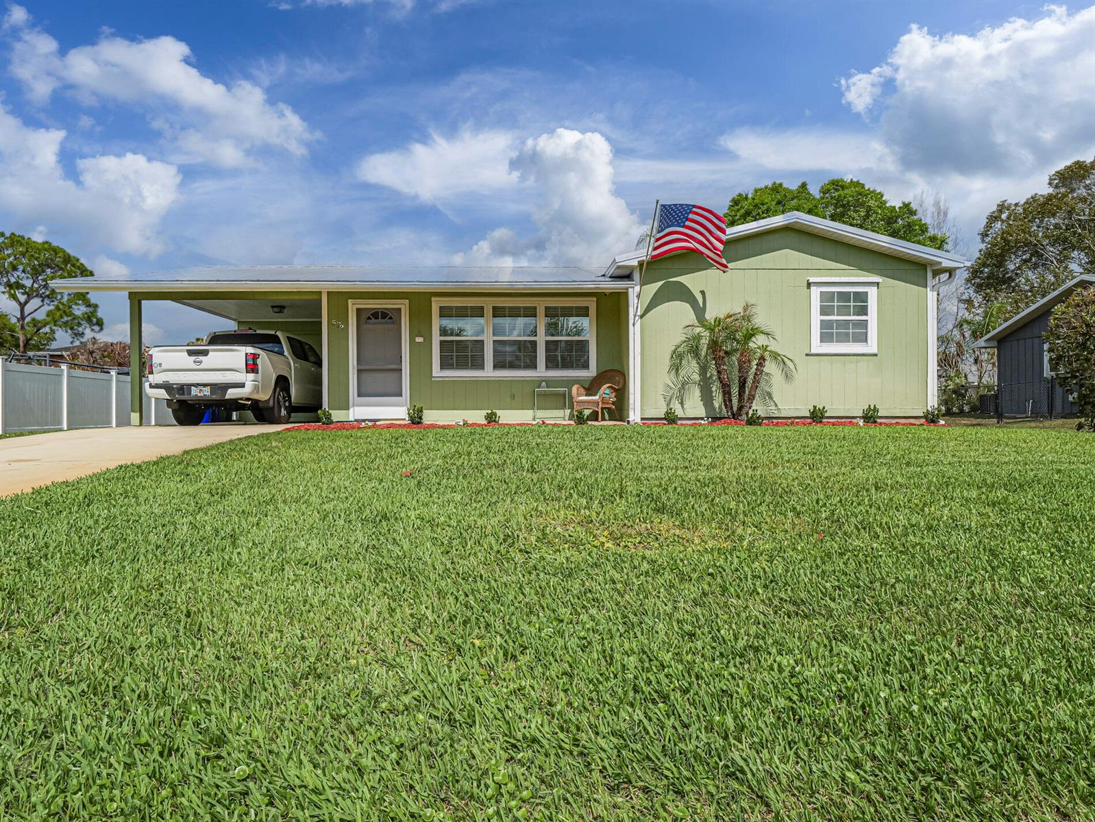 573 Autumn Terrace, Sebastian FL 32958