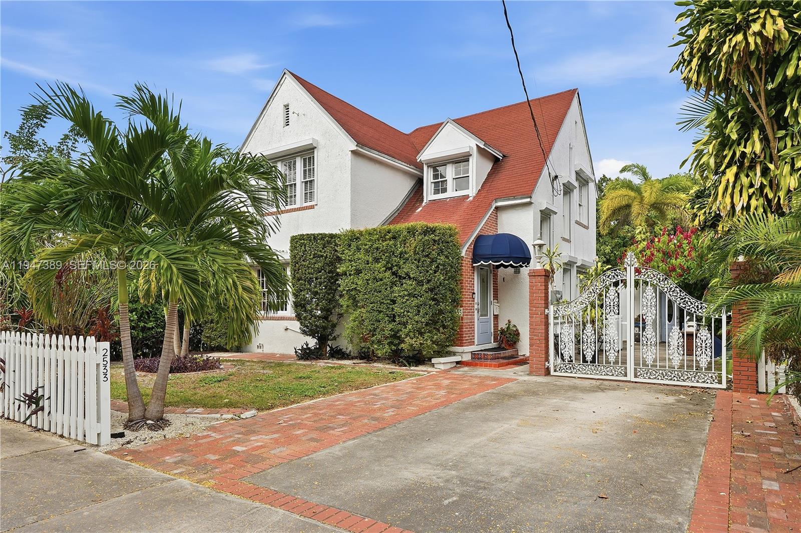 2533 SW 5th St, Miami FL 33135