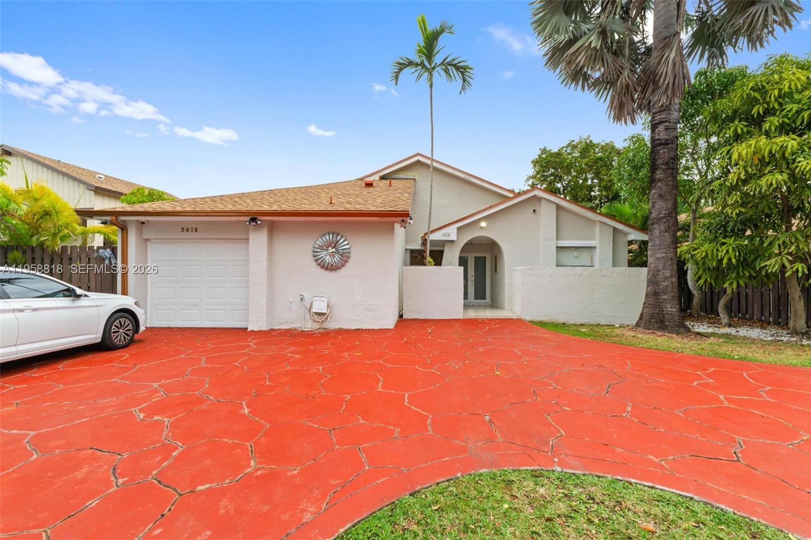 5018 SW 148th Pl, Miami FL 33185