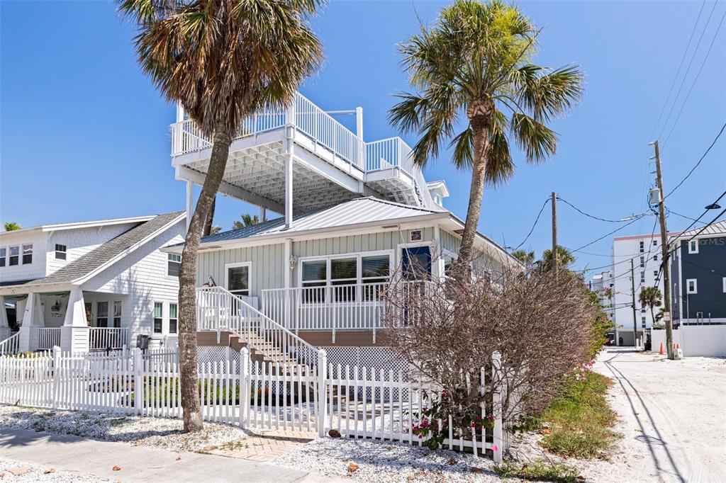 106 7TH AVENUE, ST PETE BEACH, FL — photo 2 of 30
