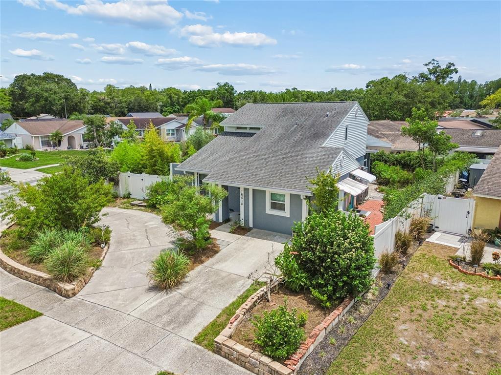 16018 SADDLESTRING DRIVE, TAMPA, FL — photo 4 of 30