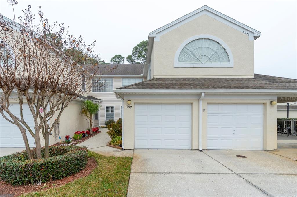 5999 LAKE POINTE UNIT 609
