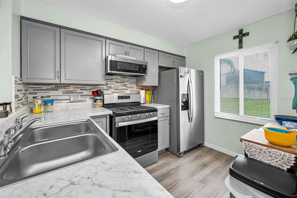 1175 MISSION CIRCLE UNIT 1175, CLEARWATER, FL — photo 5 of 30