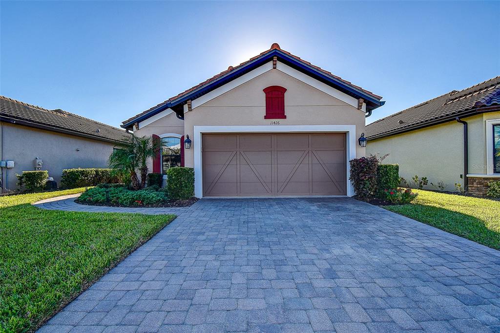 11426 JUGLANS DRIVE