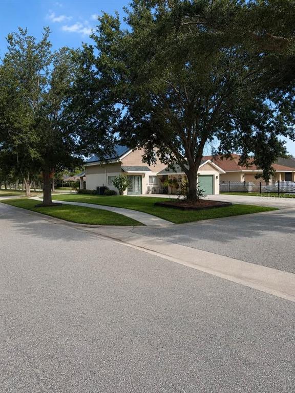 2328 PLEASURE RUN DRIVE, RUSKIN, FL — photo 3 of 20