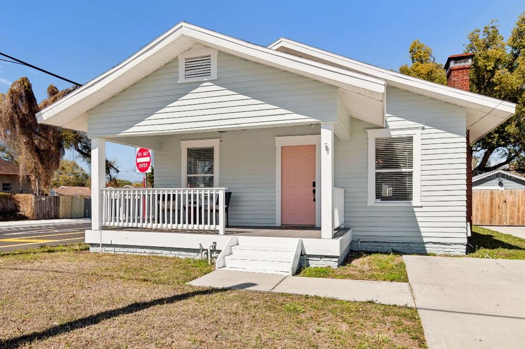 211 W ALVA STREET