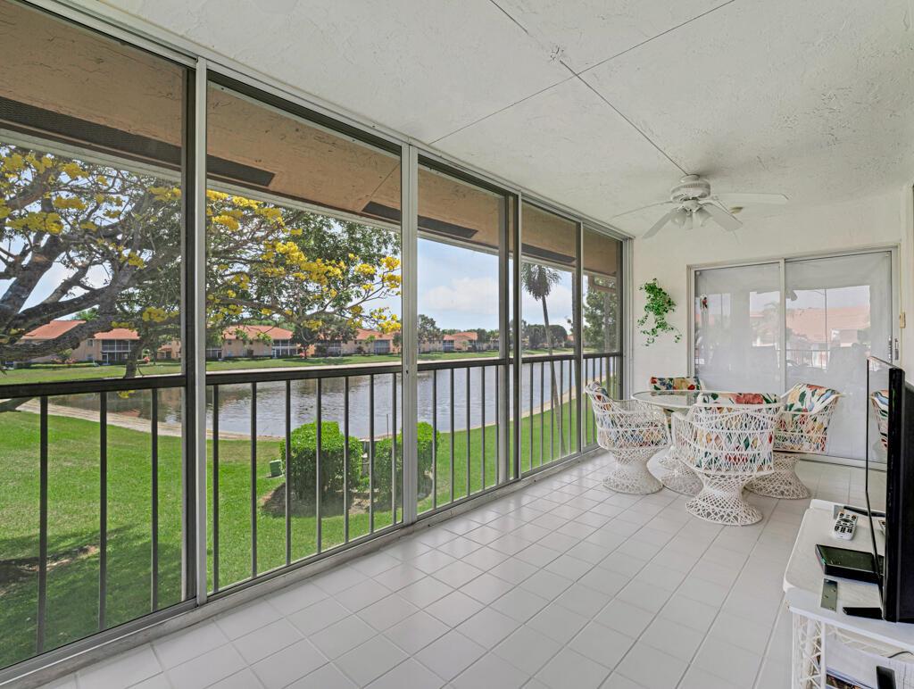 9805 Shadybrook 201 Drive # 201, Boynton Beach FL 33437