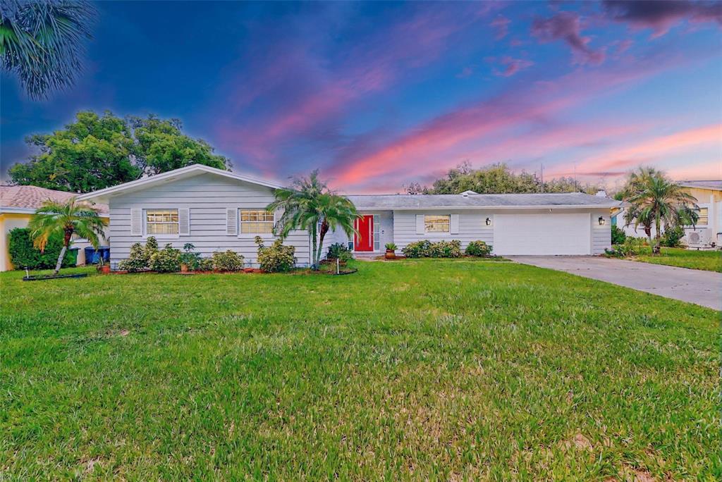 1847 OAK LAKE DRIVE