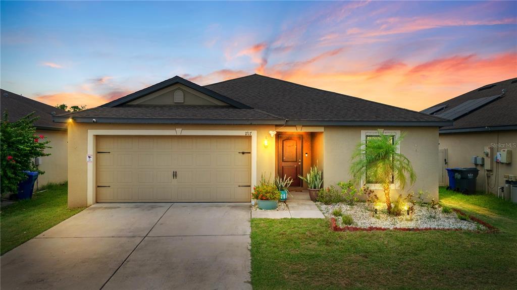 1717 CHATHAM GREEN CIRCLE
