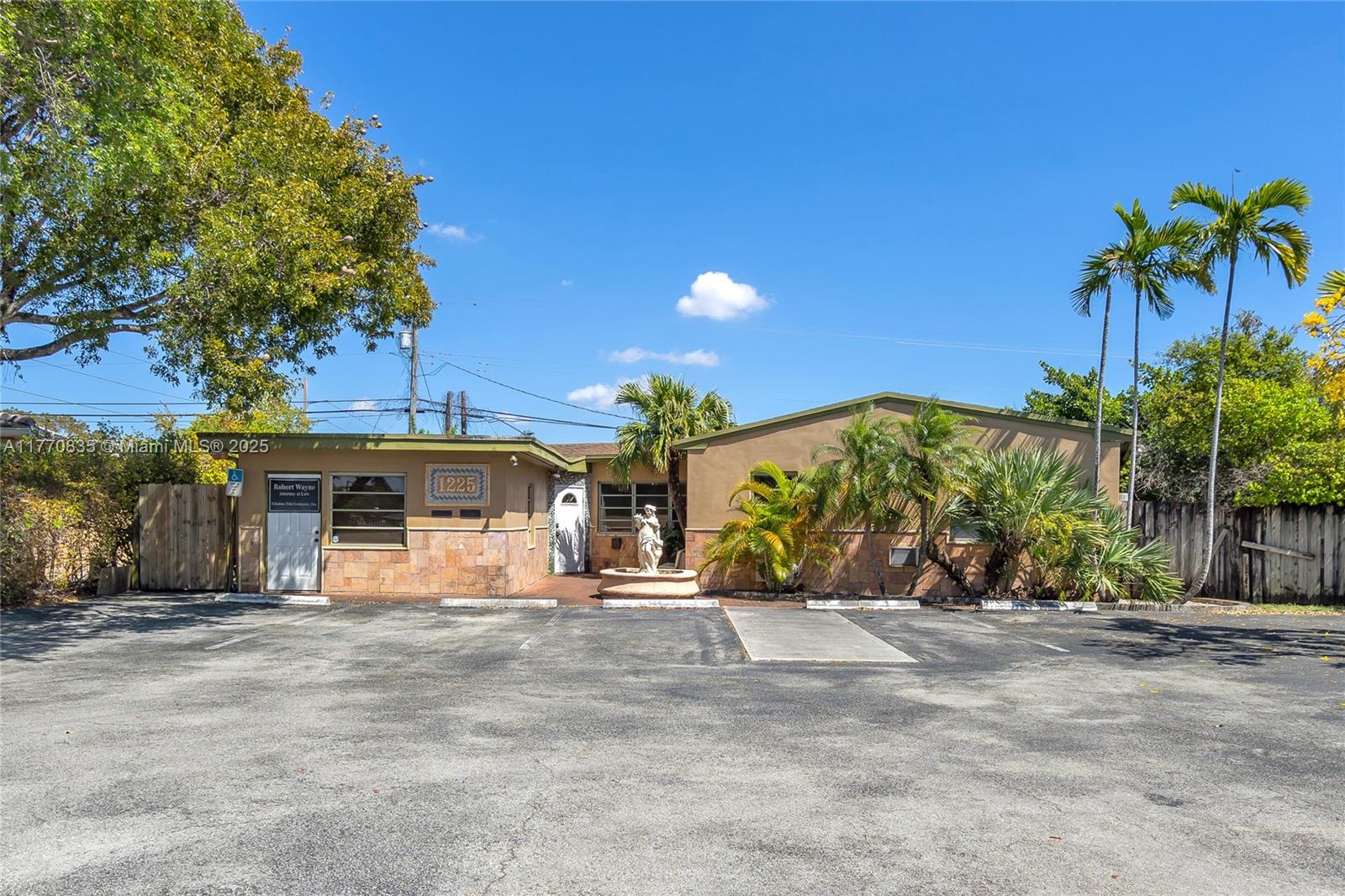 1225 SW 87th Ave, Miami FL 33174