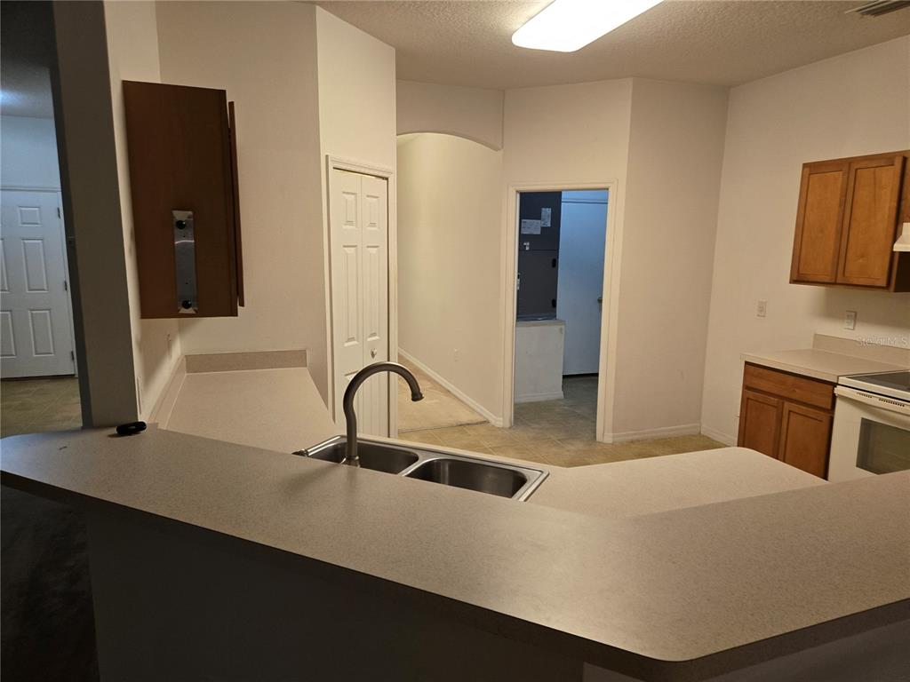 184 PARKVIEW DRIVE, PALM COAST, FL — photo 3 of 30